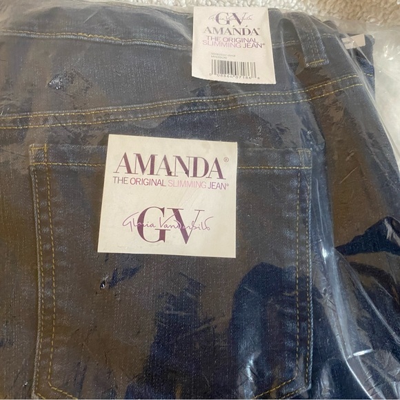 NWT, Gloria Vanderbilt Amanda Jeans, size 16 Short, original unopened packaging - Picture 1 of 6